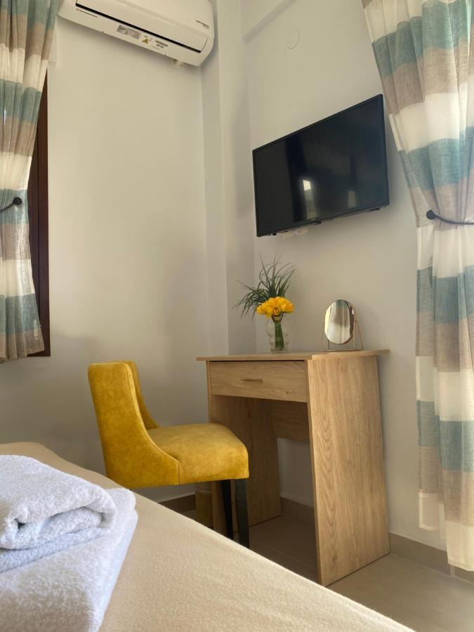 Dimi Seafront Apartment By Rentals Pro Services - ネア・ムダニア エクステリア 写真
